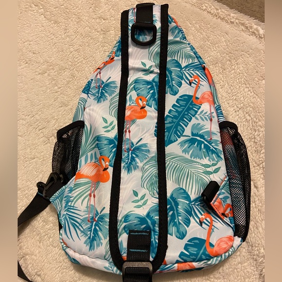 Misomo flamingo print sling shoulder bag for hiking , vacation , cruise - Picture 2 of 6